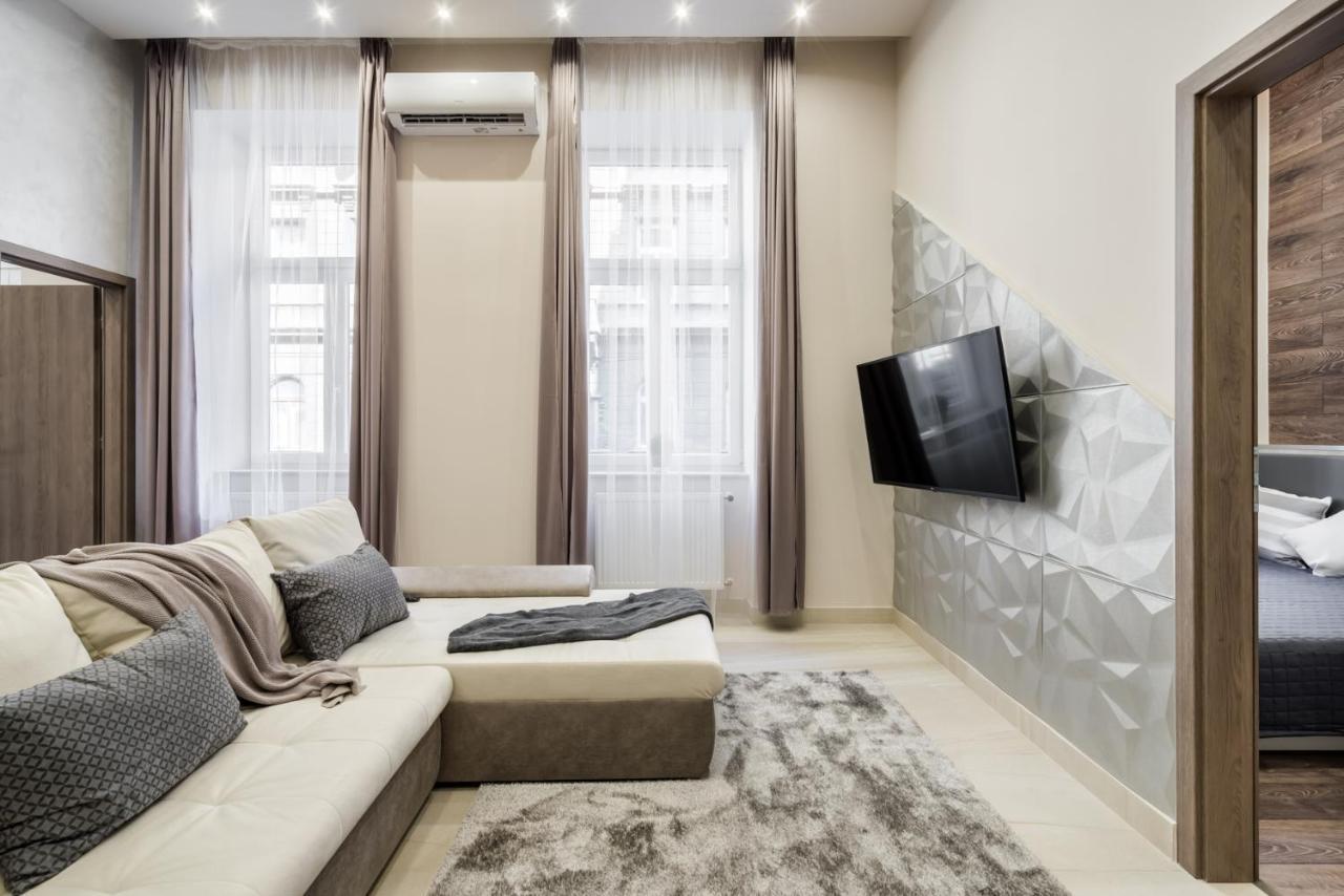 Nirvana Suite,3 Bedrooms, 2 Bathrooms, Acs Lejlighed *
